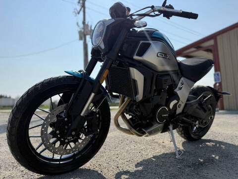 2023 CFMoto 700CL-X