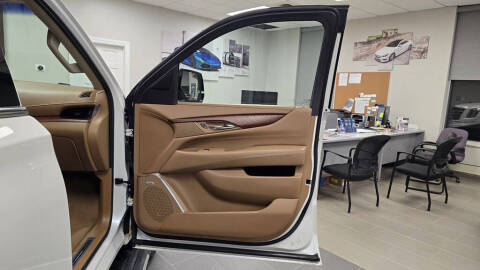 2016 Cadillac Escalade Platinum