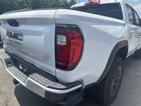 2025 GMC Canyon Elevation