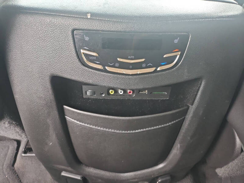 2015 Cadillac Escalade Luxury