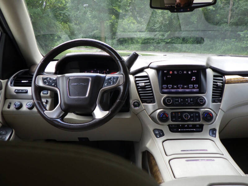 2016 GMC Yukon Denali