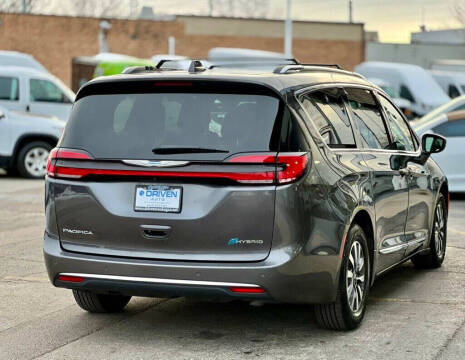 2021 Chrysler Pacifica Hybrid Limited