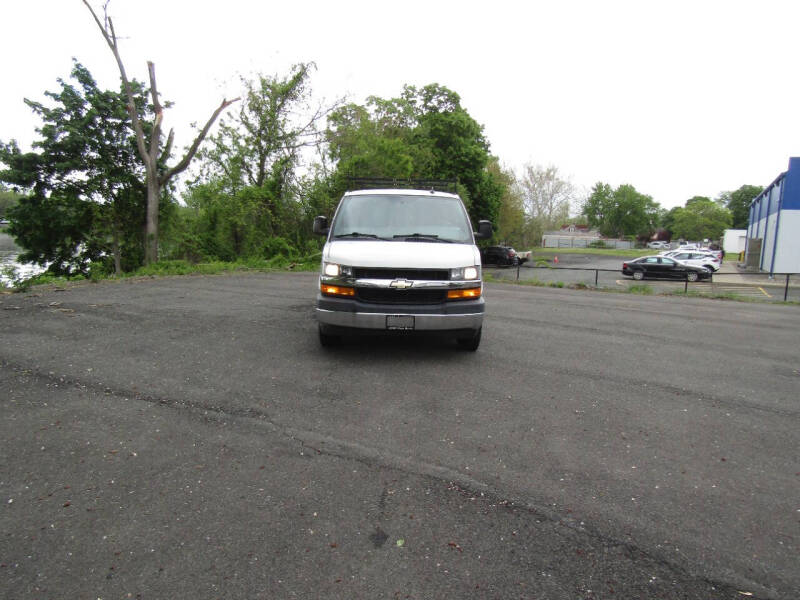 2020 Chevrolet Express 2500
