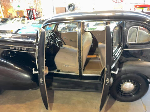 1936 Oldsmobile F-36