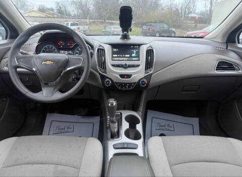 2017 Chevrolet Cruze LS Auto