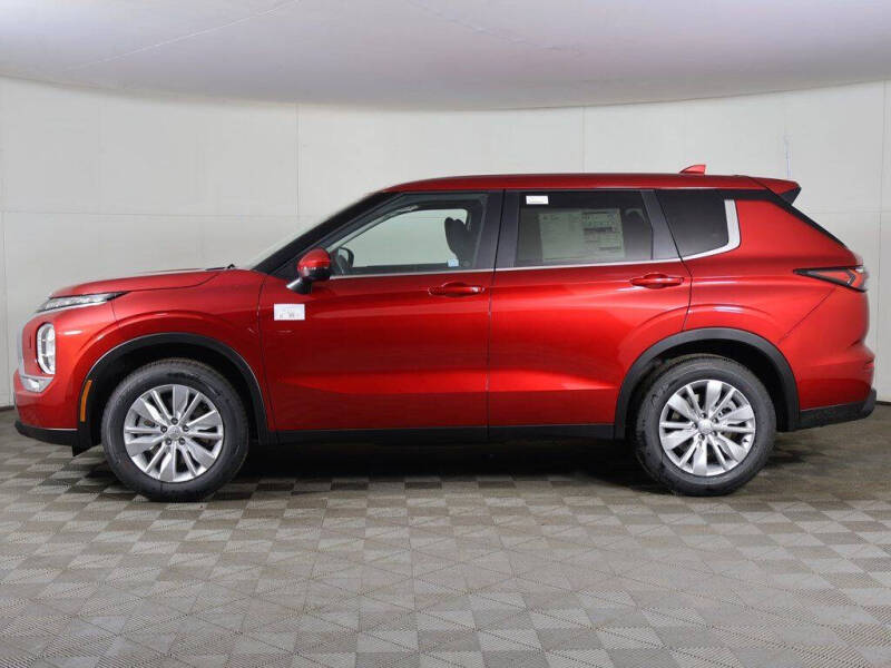2026 Mitsubishi Outlander ES