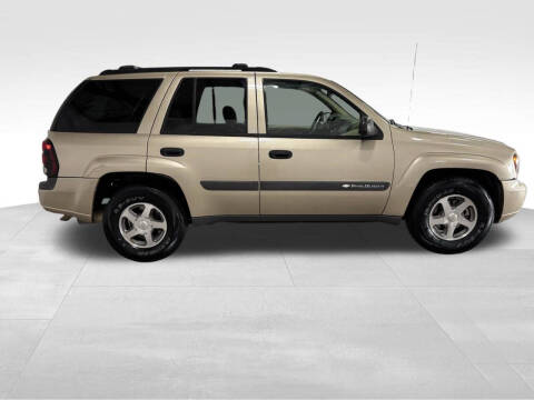 2004 Chevrolet TrailBlazer LS