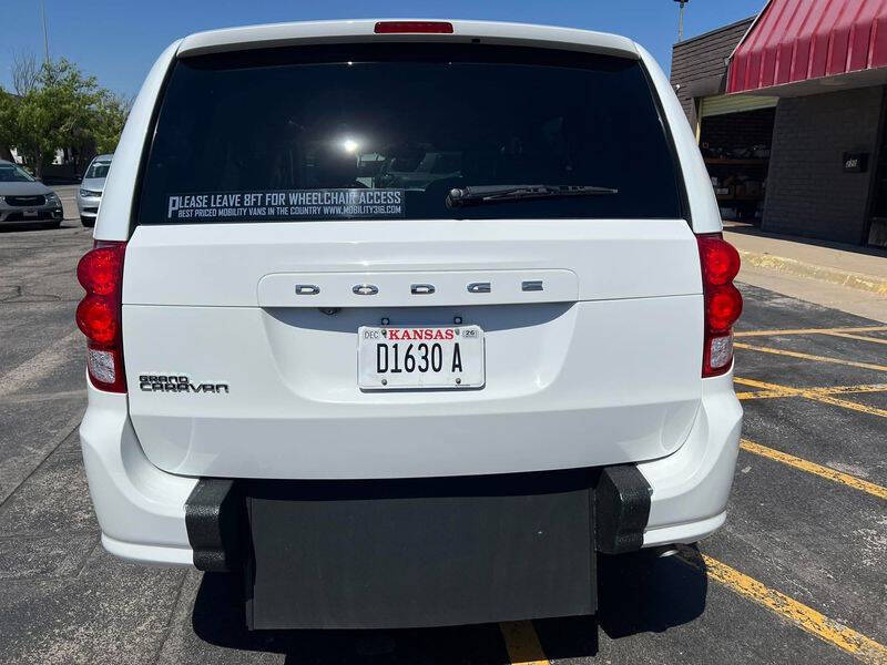 2020 Dodge Grand Caravan SE