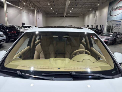 2013 Porsche Cayenne GTS