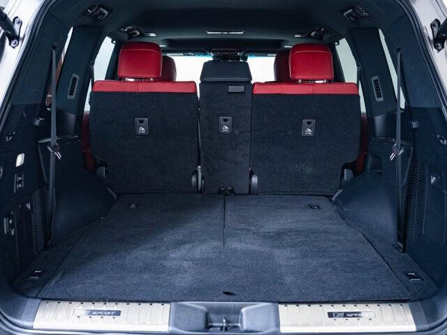 2022 Lexus LX 600 F SPORT Handling