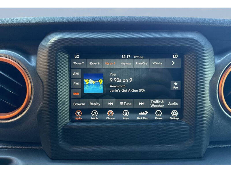 2021 Jeep Gladiator Mojave