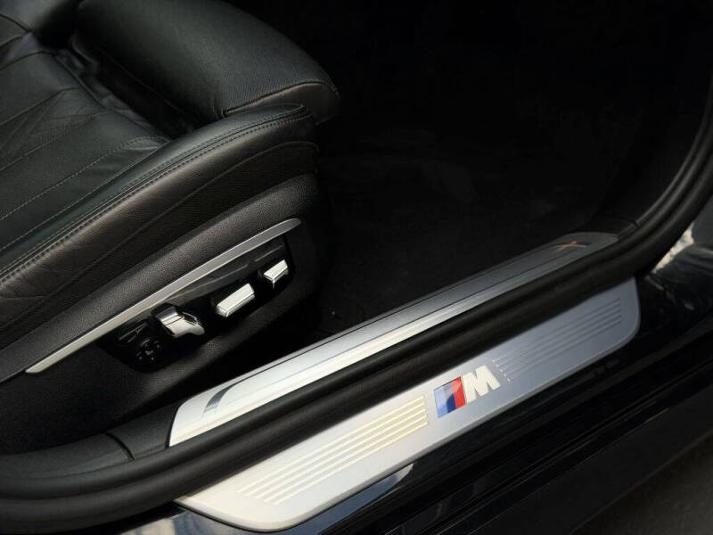 2017 BMW 7 Series 750i