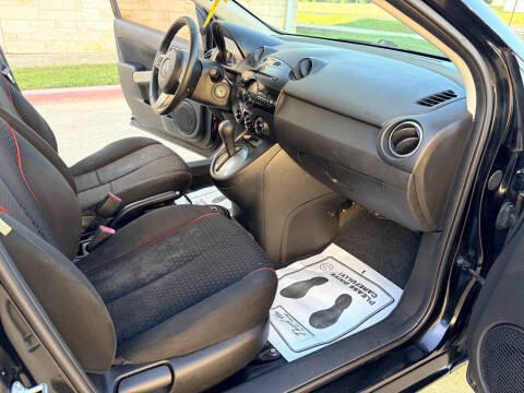 2013 Mazda MAZDA2 Touring