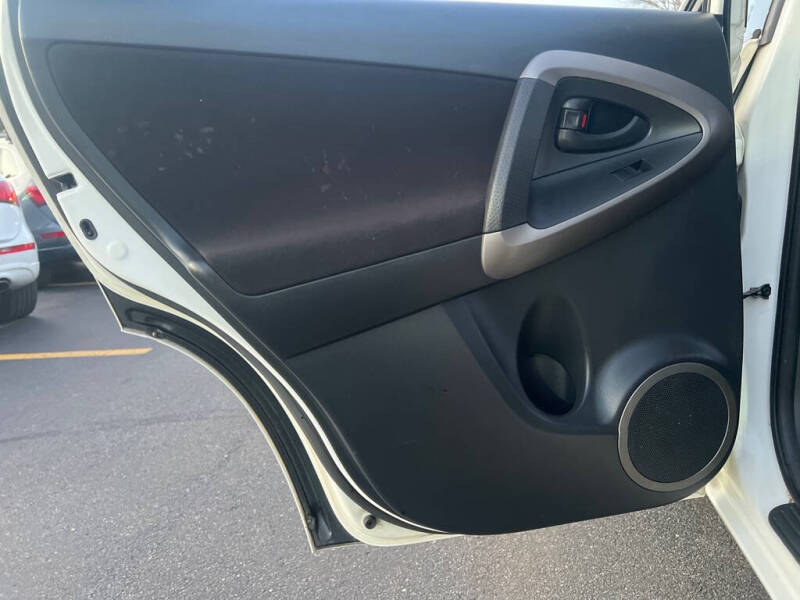 2007 Toyota RAV4 Sport