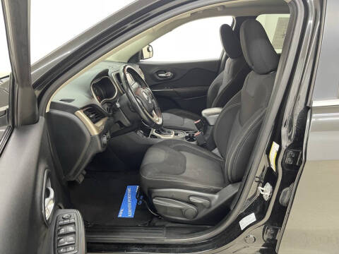 2016 Jeep Cherokee Latitude Altitude