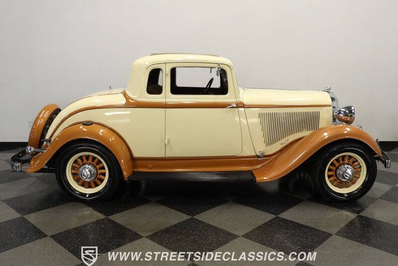 1933 Plymouth Model PD