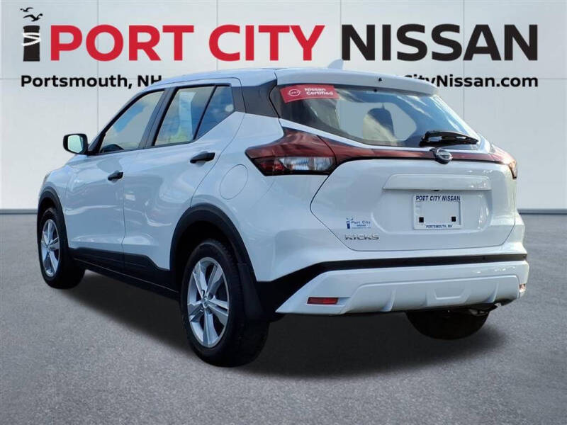 2024 Nissan Kicks S