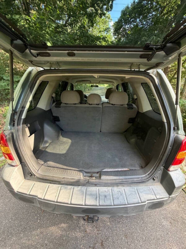 2005 Ford Escape XLT