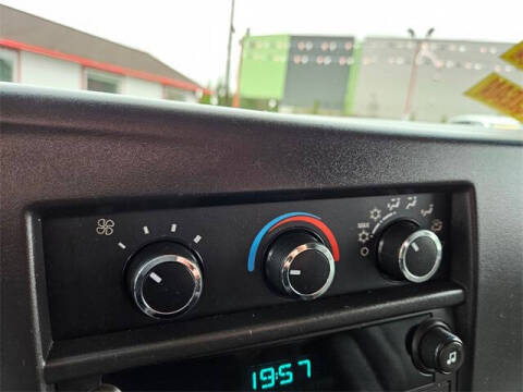 2011 GMC Savana LS 3500