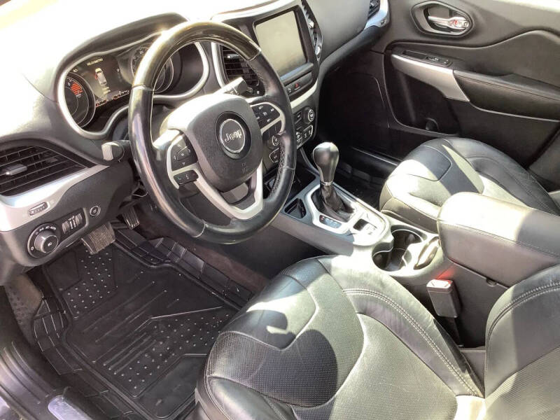 2016 Jeep Cherokee Overland