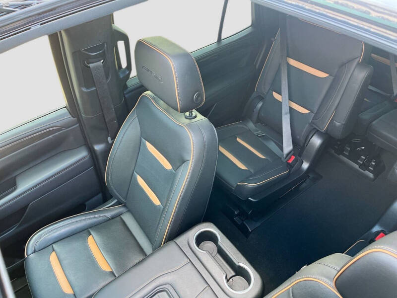 2022 GMC Yukon AT4