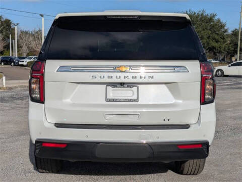 2022 Chevrolet Suburban LT
