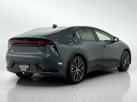 2025 Toyota Prius XLE