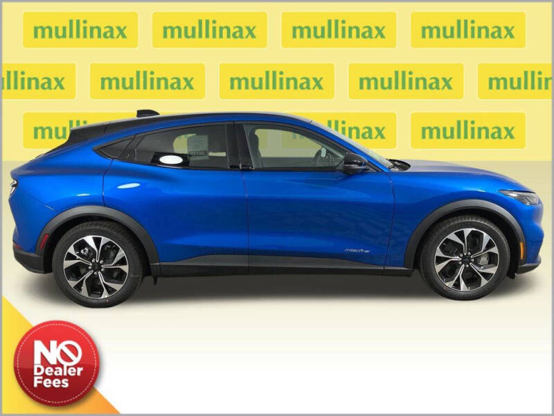 2025 Ford Mustang Mach-E Select