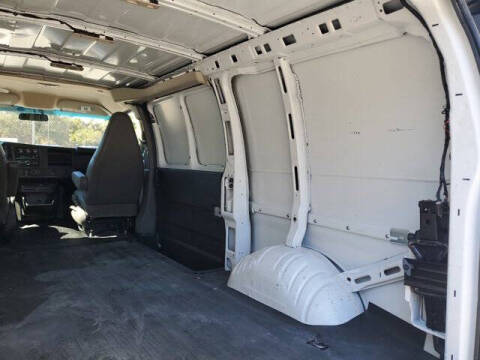 2023 Chevrolet Express 2500