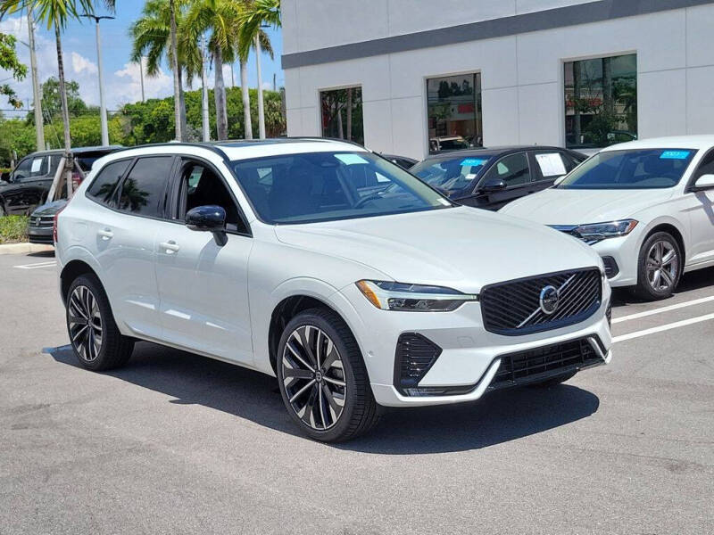 2026 Volvo XC60 B5 Ultra