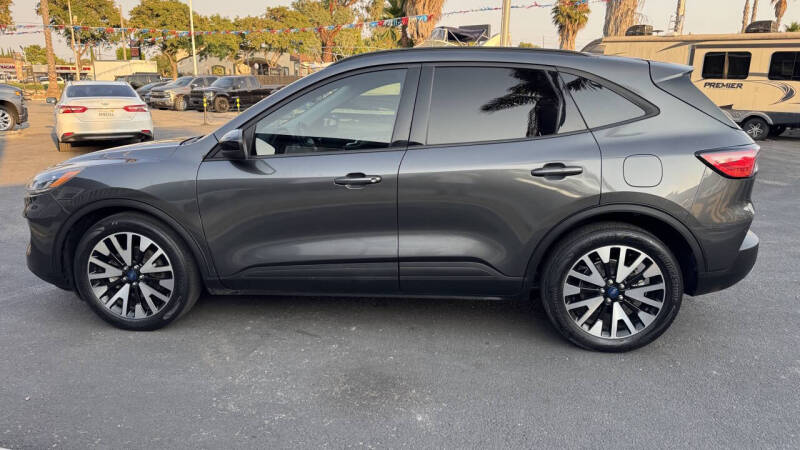 2020 Ford Escape Hybrid SE Sport