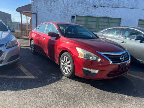 2013 Nissan Altima for sale at Abrams Automotive Inc in Cincinnati OH