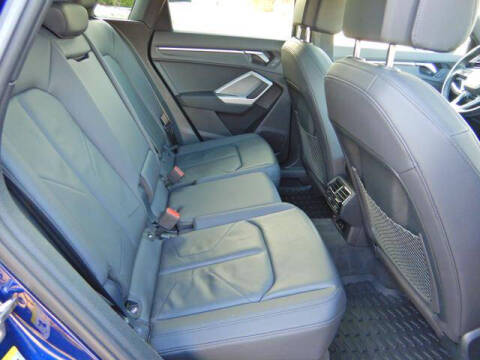 2024 Audi Q3 quattro S line Premium 45 TFSI