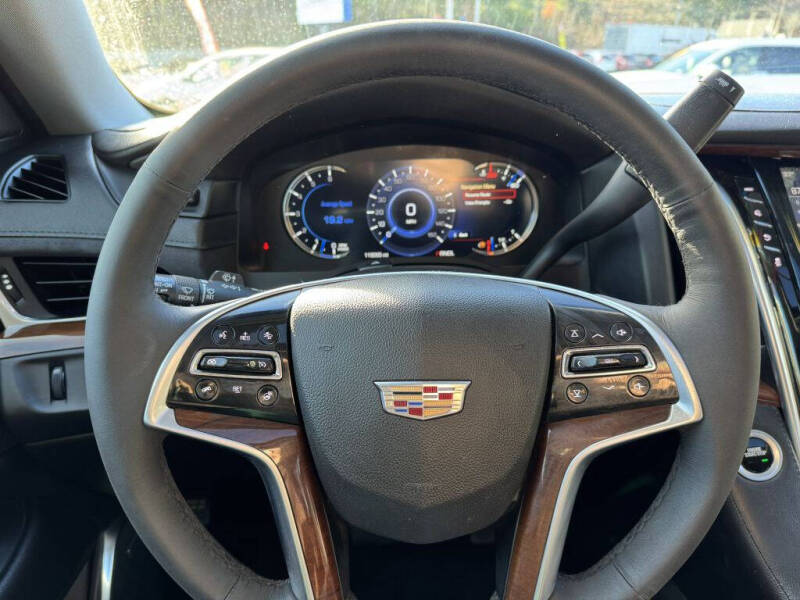 2019 Cadillac Escalade Luxury