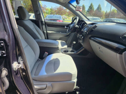 2013 Kia Sorento LX