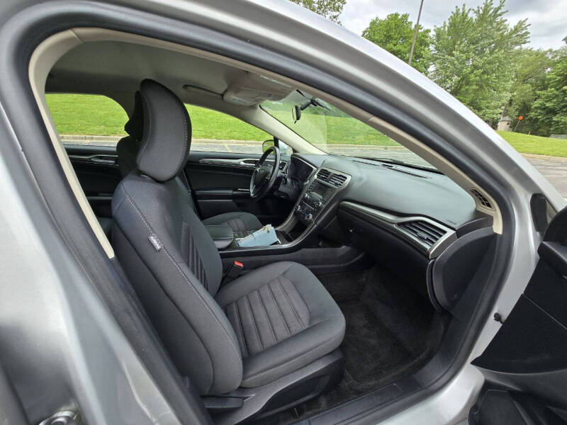 2017 Ford Fusion S