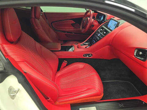 2017 Aston Martin DB11