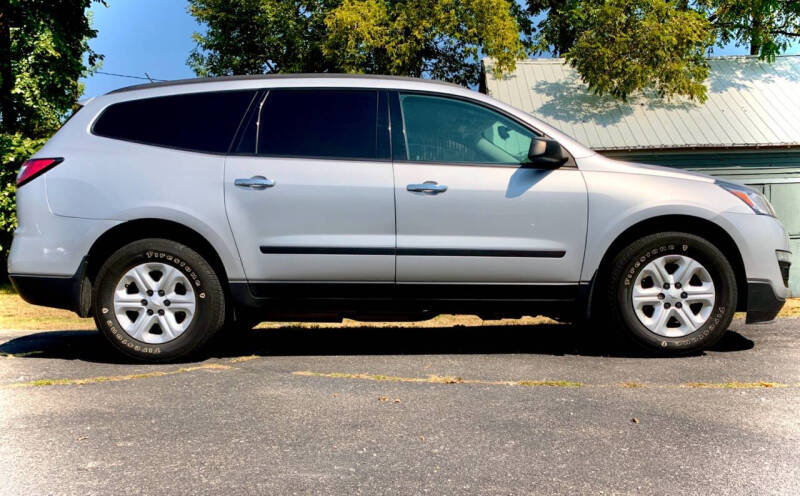 2013 Chevrolet Traverse for sale at SMART DOLLAR AUTO in Milwaukee WI