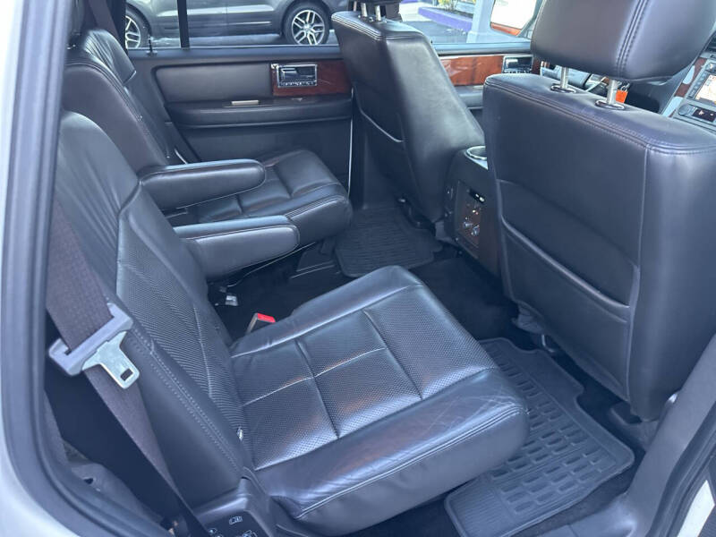 2014 Lincoln Navigator