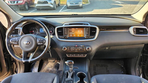 2018 Kia Sorento LX