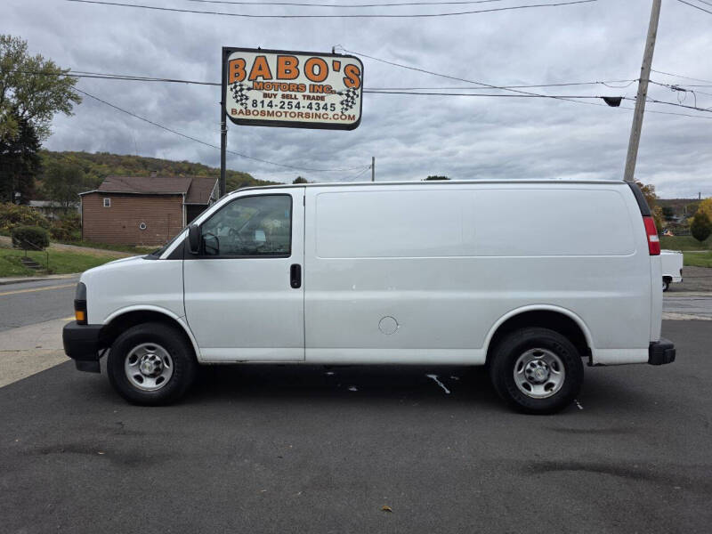 2021 Chevrolet Express Cargo Work Van's photo