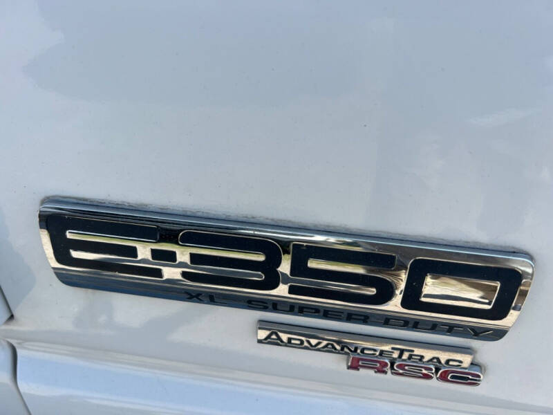 2009 Ford E-Series E-350 SD XLT