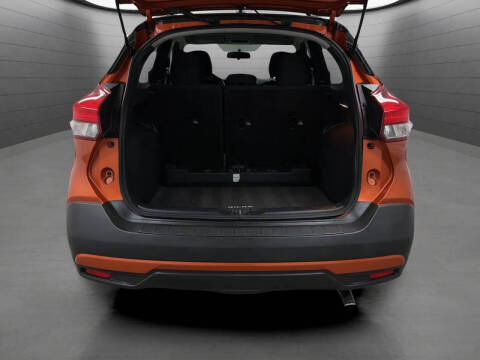 2019 Nissan Kicks SR