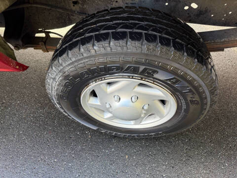 2005 Ford E-Series E-350 SD