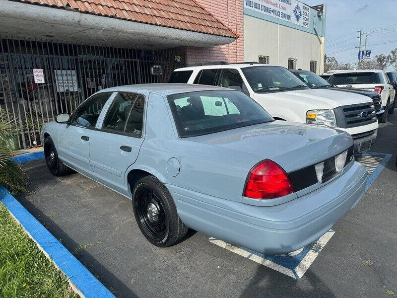 2009 Ford Crown Victoria Police photo 10