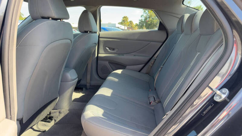 2023 Hyundai Elantra