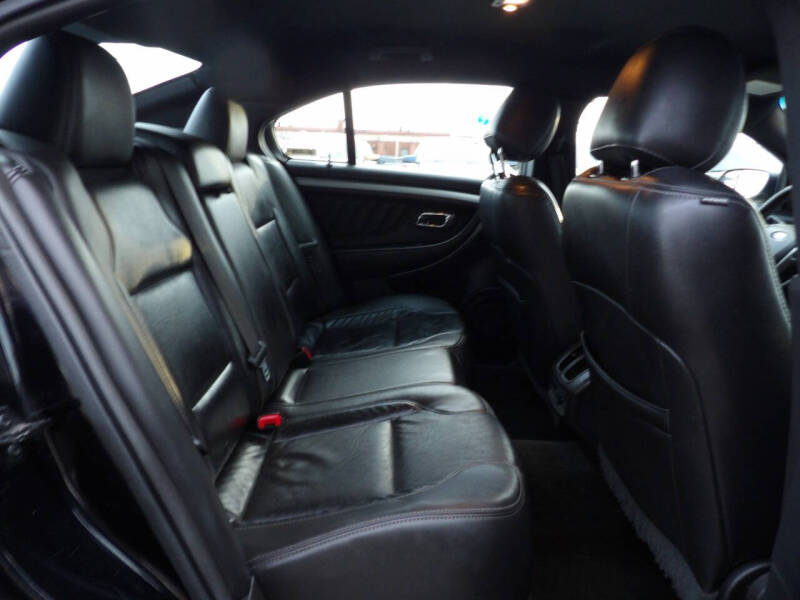 2016 Ford Taurus SEL