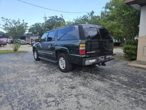 2004 Chevrolet Suburban 1500 LT