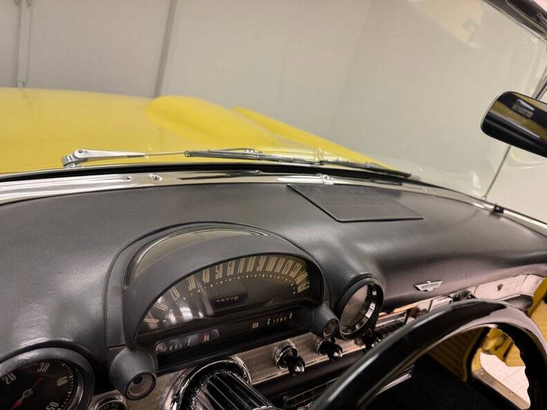 1955 Ford Thunderbird