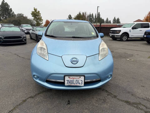 2015 Nissan LEAF S